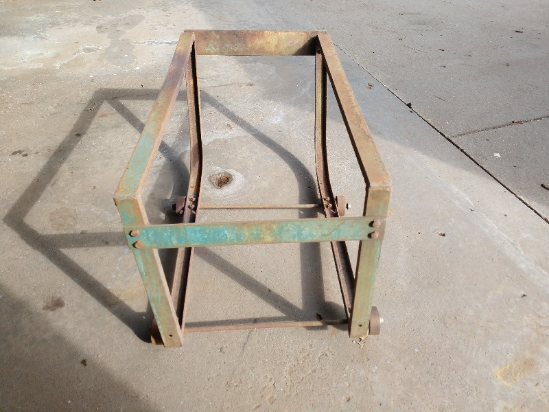 lot 12 image: Barrel Cart w Cast Iron Wheels