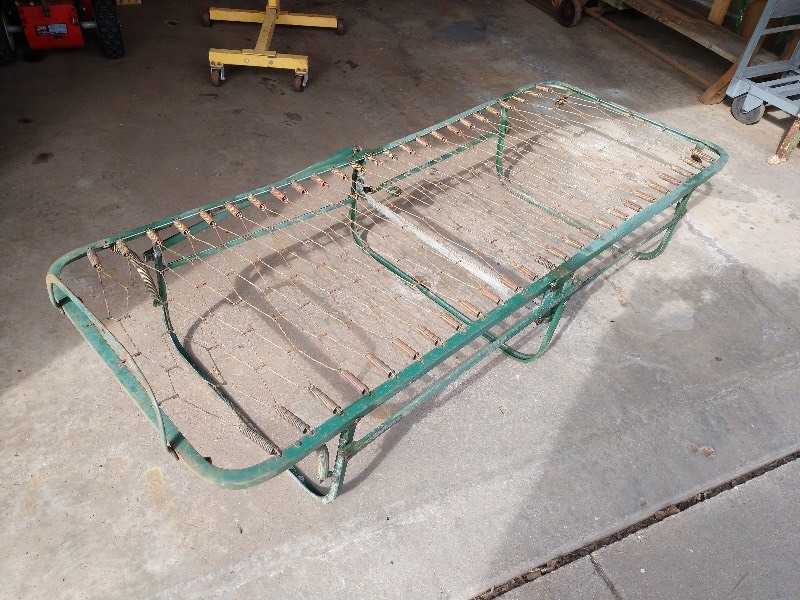 lot 13 image: Antique Hospital Bed w Metal Wheels