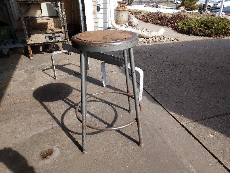 lot 18 image: Industrial Stool and Hanging Light Base 