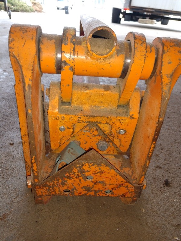 lot 25 image: Pipe Cutter