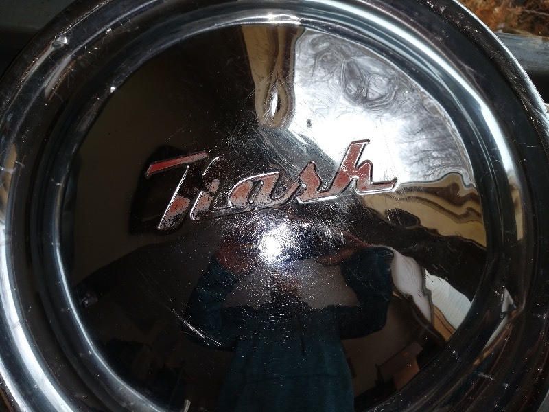 lot 95 image: Antique Hub Caps (Nash and Unknown)