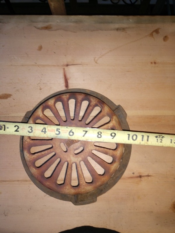 lot 122 image: Smith Cast Iron Roof Drain Grate