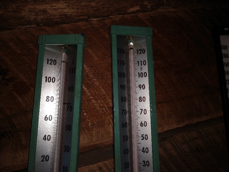 lot 124 image: WEISS 0-120 Thermometers (2), Weksler 30-300 Thermometer (1), Trerice 0-100 Thermometer (1)