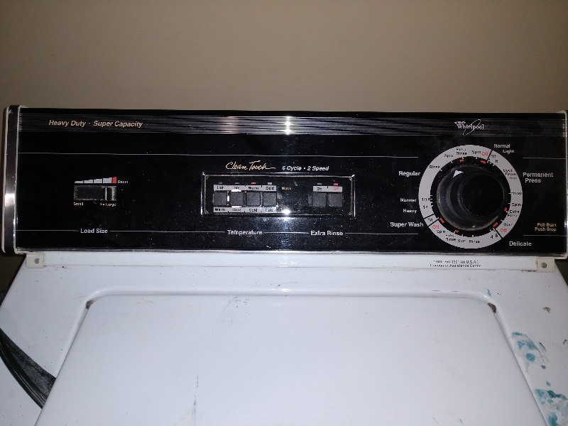 lot 129 image: Whirlpool Clean Touch Washer and Dryer