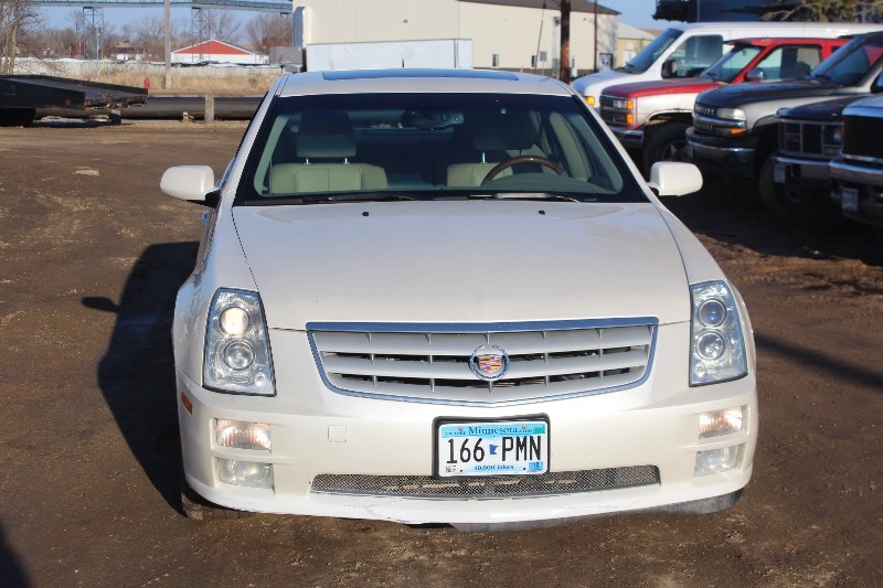 lot 2335 image: 2007 Cadillac STS4 AWD