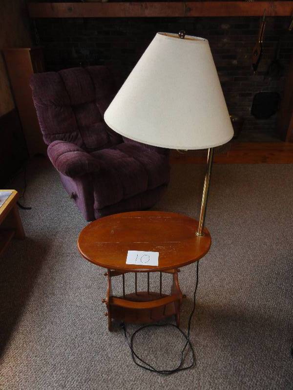 lot 10 image: End Table with Magazine rack and Brass Lamp
