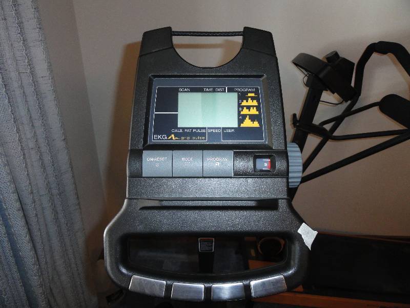 lot 14 image: Welso Pursuit E45 Recumbent Exercise Bike with Console - See Video Enclosed
