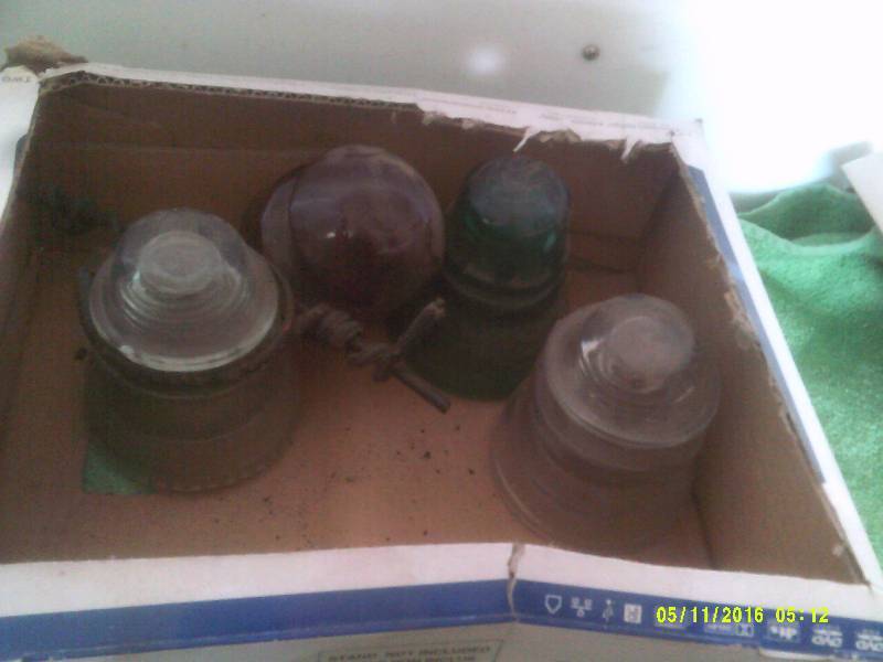 9 ANTIQUE GLASS INSULATERS