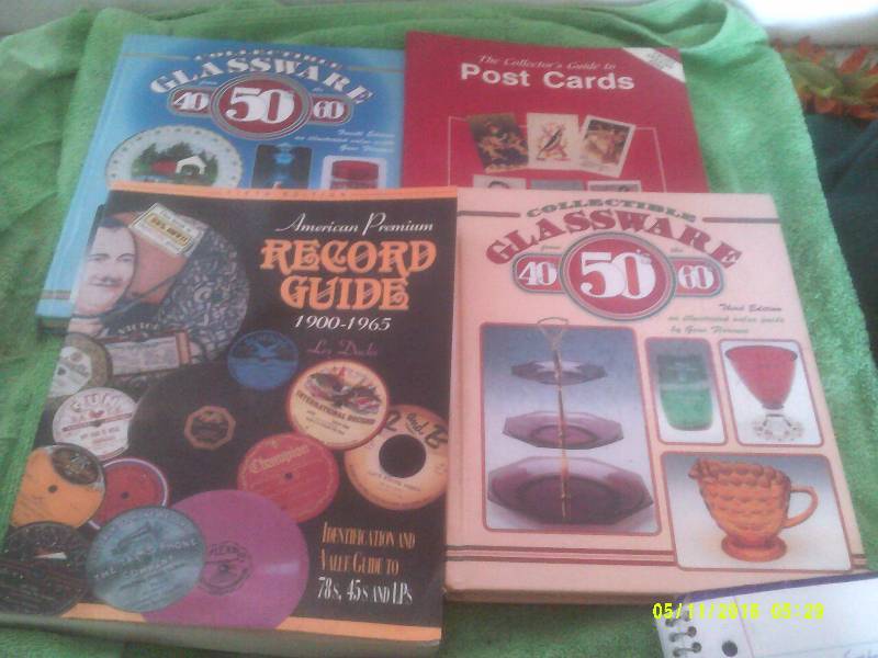 4 COLLECTOR BOOKS