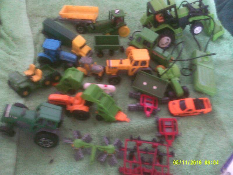 SMALL FARM TOYS