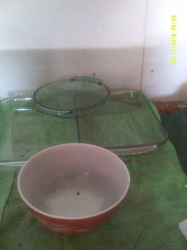 BAKE WARE AND MIXING BOWL