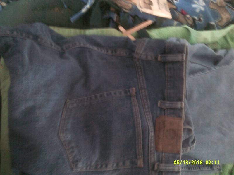 MENS WRANGLER JEANS