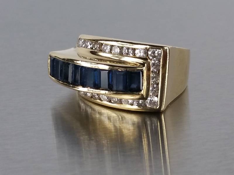 Sapphire and Diamond Ring in 14k Gold