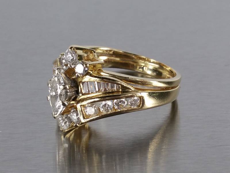 Diamond Ring in 14k Gold