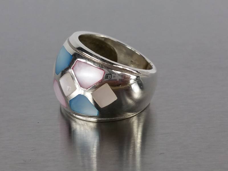 Ladies Inlaid Ring