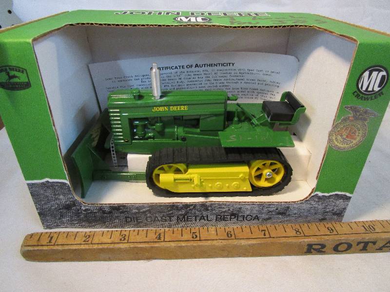 lot 9 image: John Deere, FFA, MC Crawler. Spec Cast # CUST 635