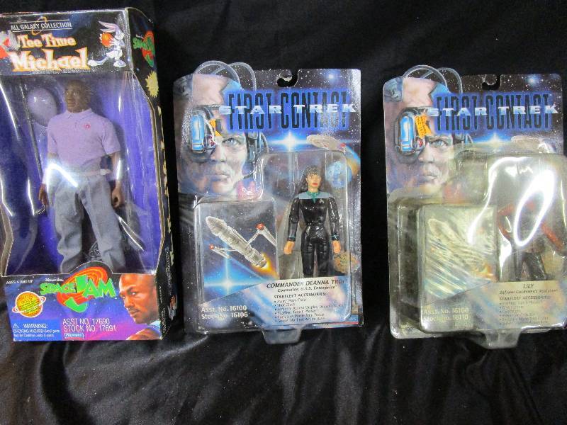 lot 50 image: Space Jam Star Trek Collectables