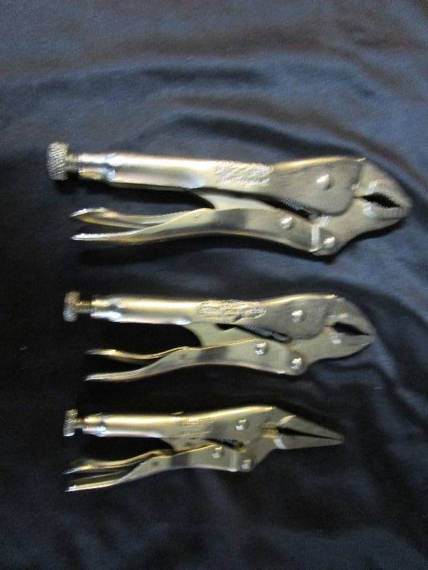 lot 69 image: 3 vise-grip