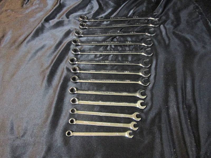 lot 73 image: Craftsman Metric Wrenches 7mm-19mm