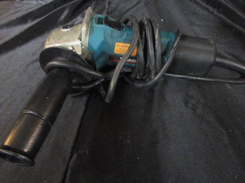 lot 90 image: Makita 4inch grinder testes works