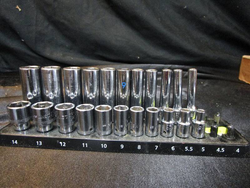 lot 98 image: MAC 14 inch metric sockets 5mm-14mm