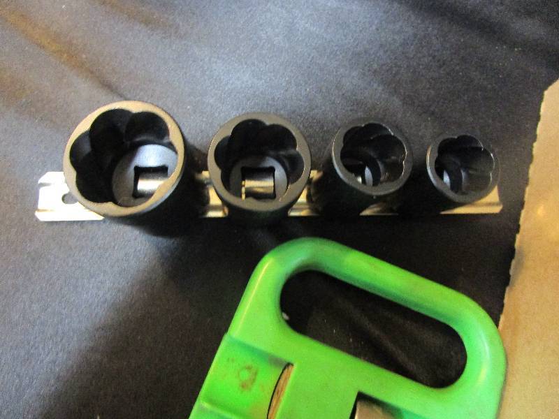 lot 109 image: Misc.  sockets sizes and brands vary