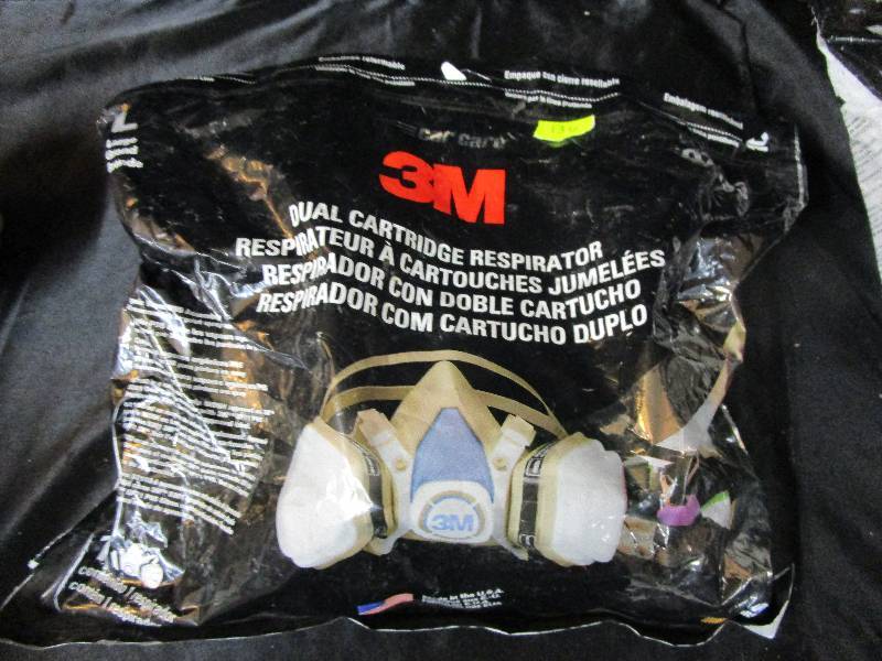 lot 136 image: 3M Respirator Masks, un opened