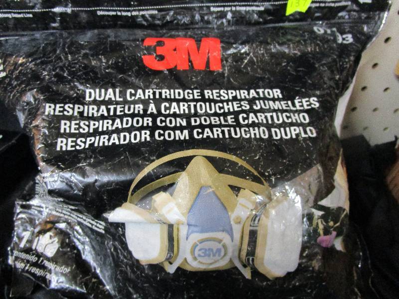 lot 137 image: 3M Respirator Masks, un opened