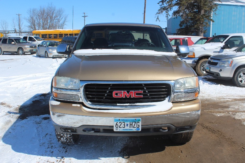 1999 GMC K1500 Sierra SLE -159,163 Miles