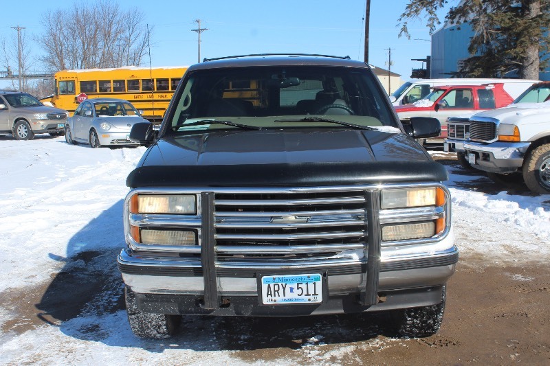 1997 Chevrolet Suburban 1500 LT 4x4