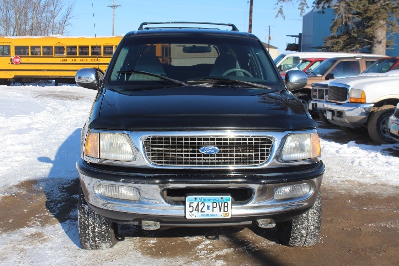 1997 Ford Expedition XLT 4x4 - 3rd Row Seating