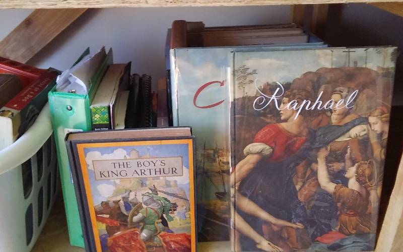 Large Lot Of Vintage Books (Nice Old Picture Books)