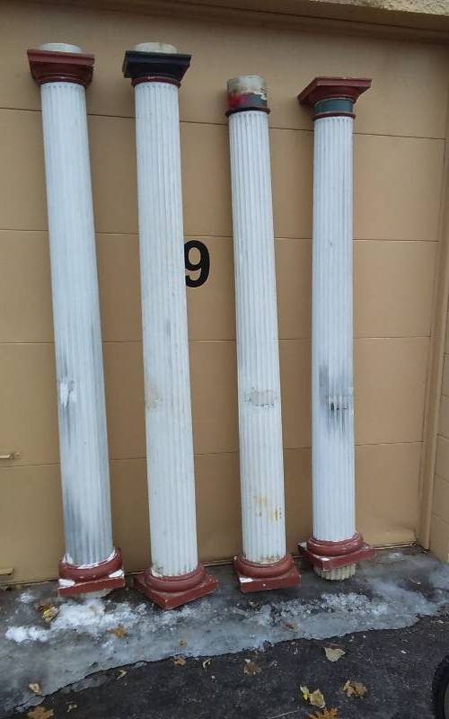 lot 3 image: 4-Architectural Column Pillars (Approx 8)