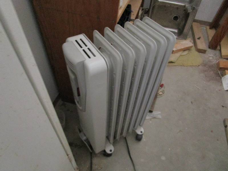 lot 135 image: Shelving  Contents (3) Space Heaters