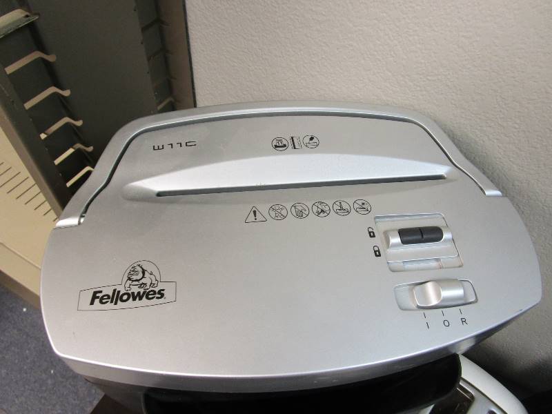 lot 34 image: Table, Paper Shredder, Microwave, Toaster