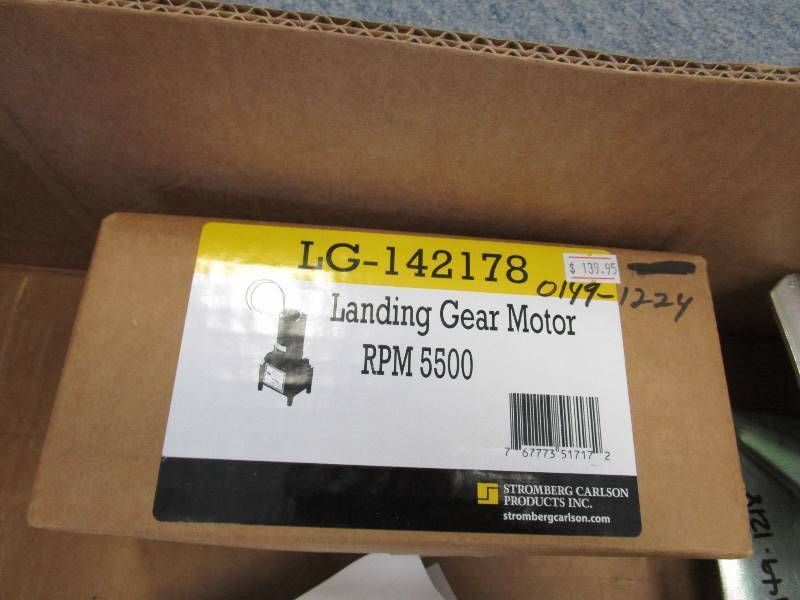 lot 117 image: Fifth Wheel Landing Gear