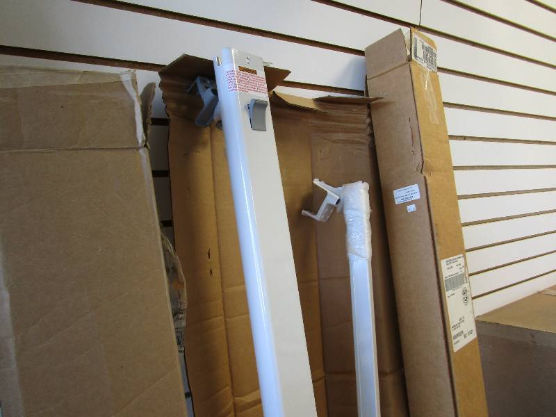 lot 110 image: Misc. RV Awning Parts