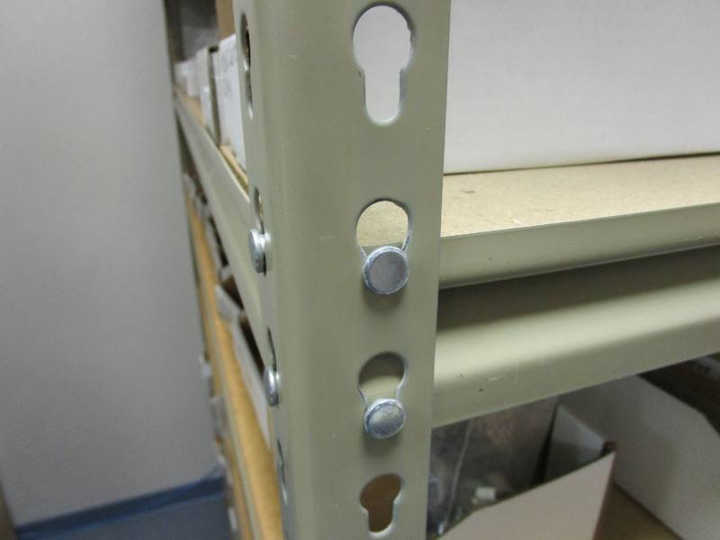lot 14 image: Metal Rack (no contents)
