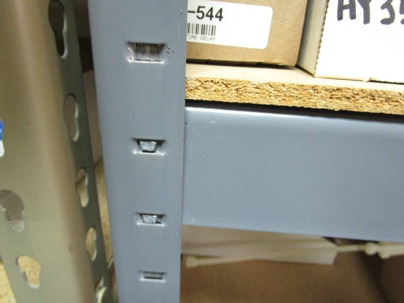 lot 19 image: Metal Rack (no contents)