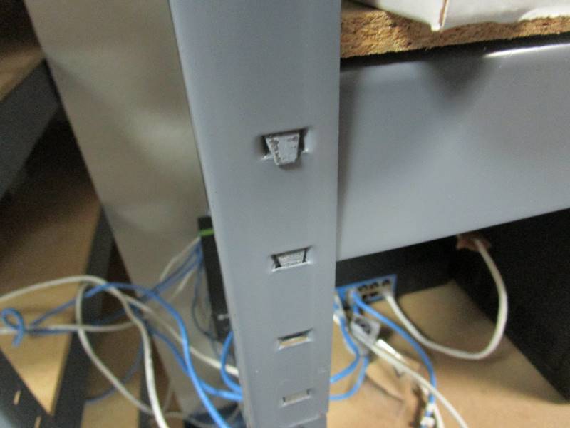 lot 20 image: Metal Rack (no contents)
