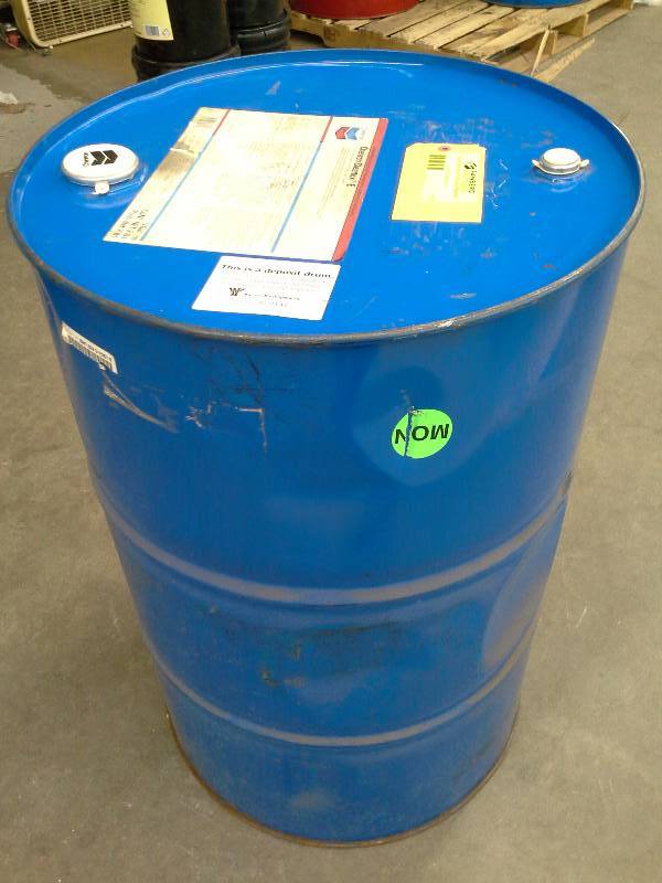 lot 11 image: One Drum of Chevron Cleartex E General Purpose Cutting Oil
