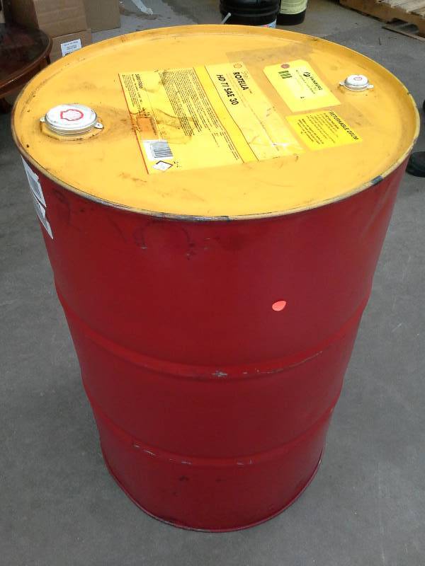lot 4 image: One Drum of Shell Rotella T1 SAE 30 Heavy Duty Diesel Engine Oil