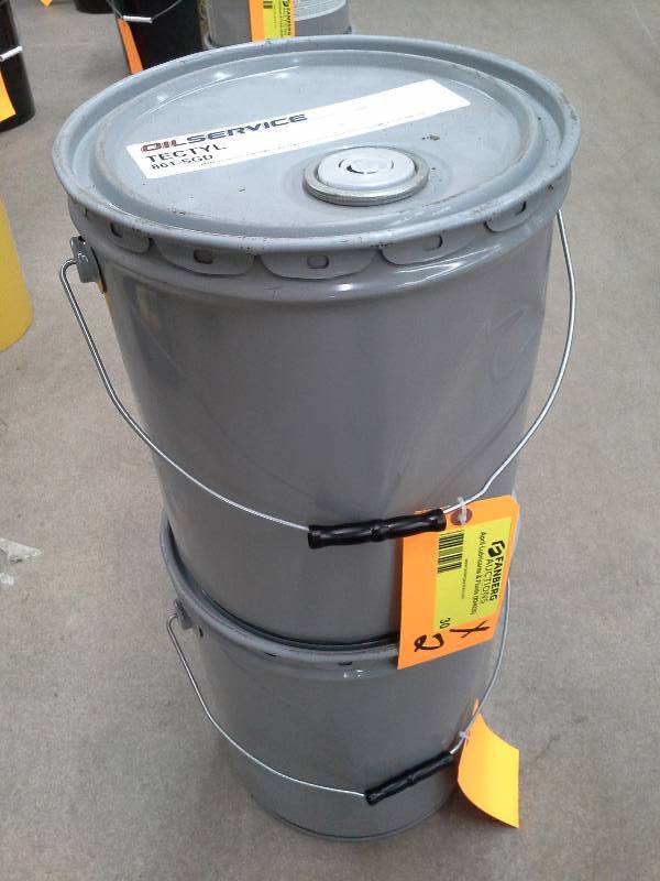 lot 30 image: 10 Gallons of Daubert Tectyl 861-SGD Corrosion Preventer
