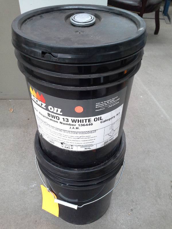 lot 32 image: Ten Gallons of Benz BWO 13 White Oil Food Processing Lubricant Category H1