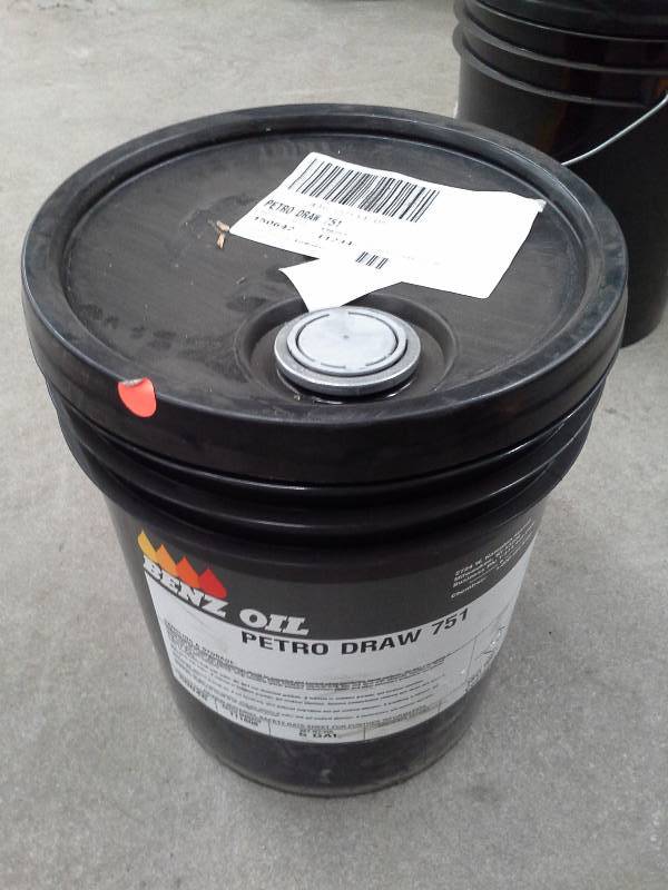lot 34 image: Five Gallon Pail of Petro Draw 751