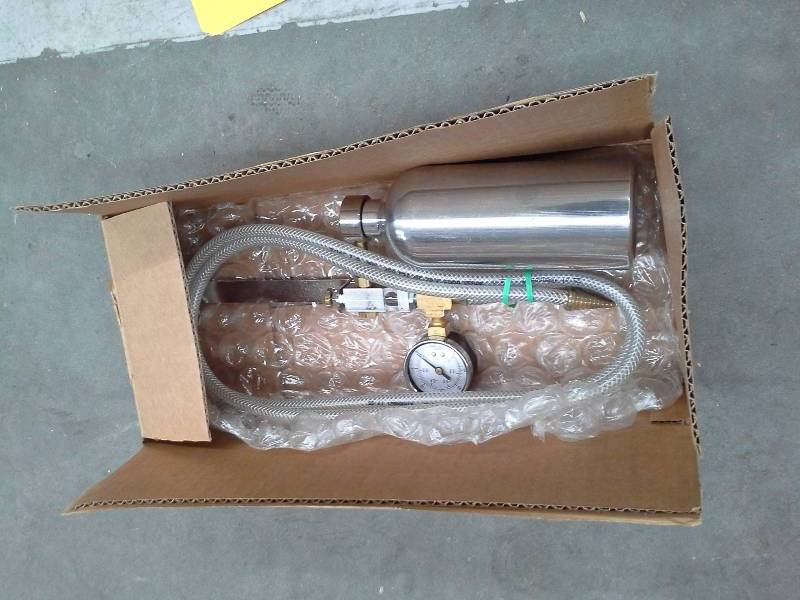lot 65 image: One Penray Fuel Injection Canister
