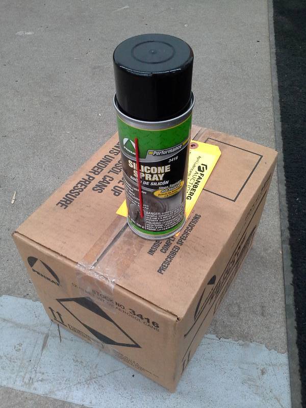 lot 71 image: One Case of Penray 3416 Silicone Spray