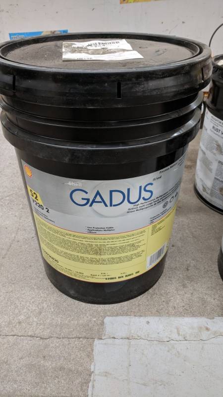 lot 40A image: Five Gallons of Shell Gadus S2 V220 2 Extreme-Pressure Industrial Grease