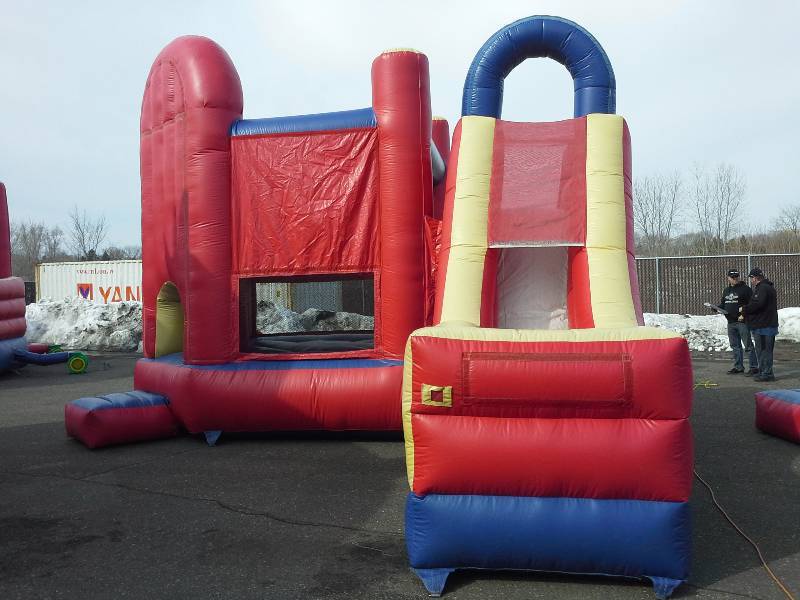 lot 13 image: Hex Combo Bouncer with Slide  5 in 1 - 20x20x16