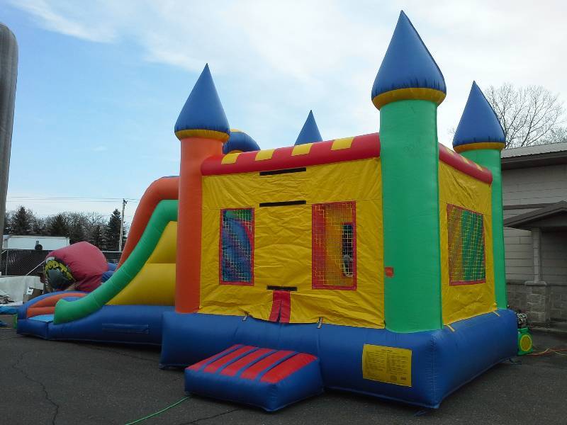 lot 19 image: Multicolor Bouncer with doublewide slide  - (with optional roll back vinyl roof) 3 in 1 Combo